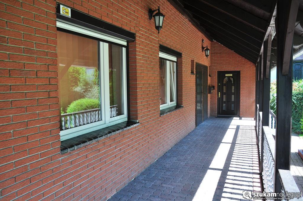 Villa Dom Do Wynajecia Lena Kowary Exterior foto